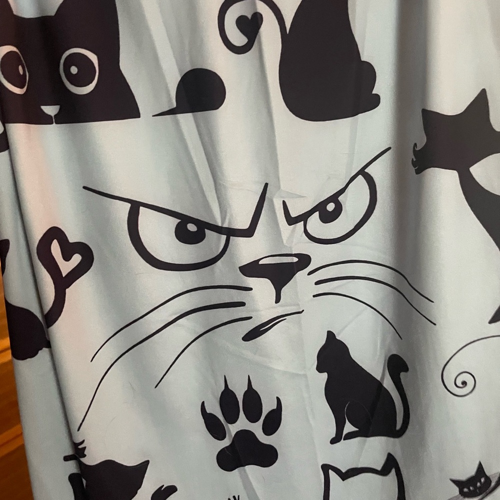 Cat Mom Graphic Lounge Pants - Black on Cream - Picture 4 of 4
